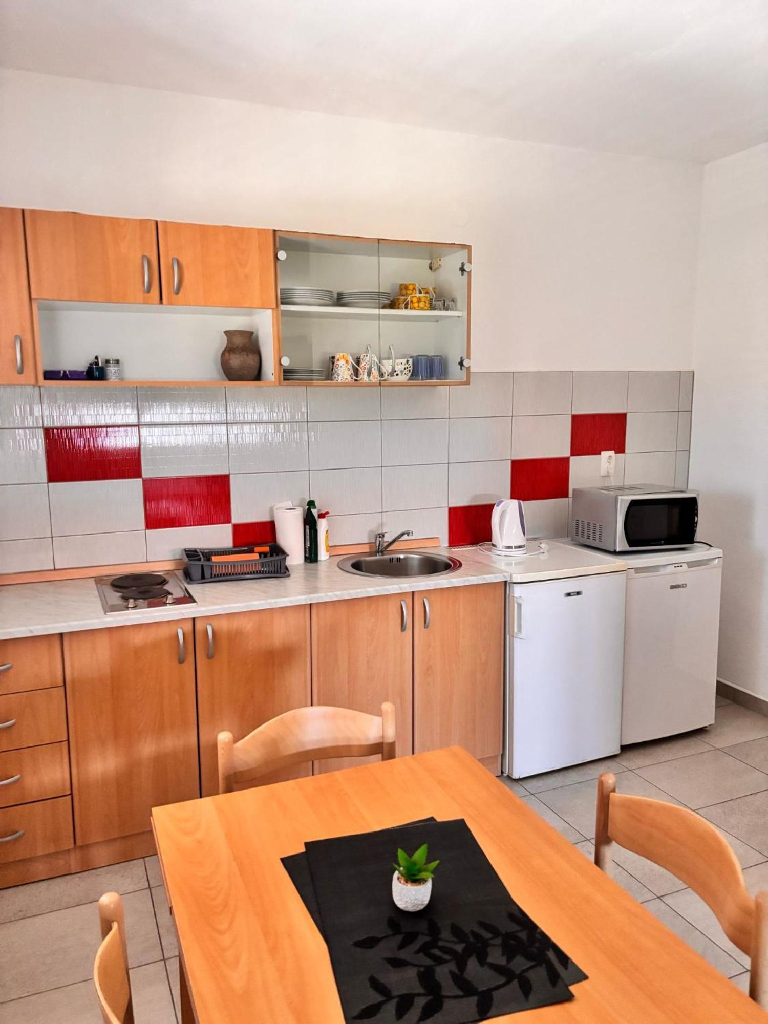 Ruza I Natalija Apartamento Karlobag Quarto foto